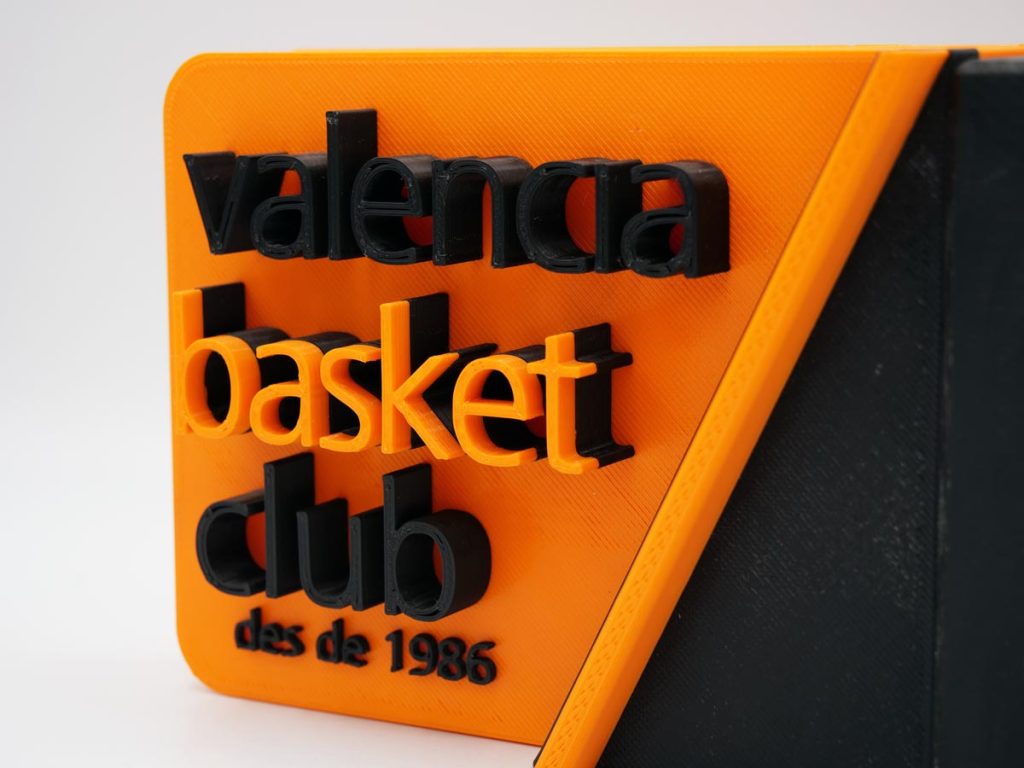Custom Trophy Detail - Valencia Basket Club