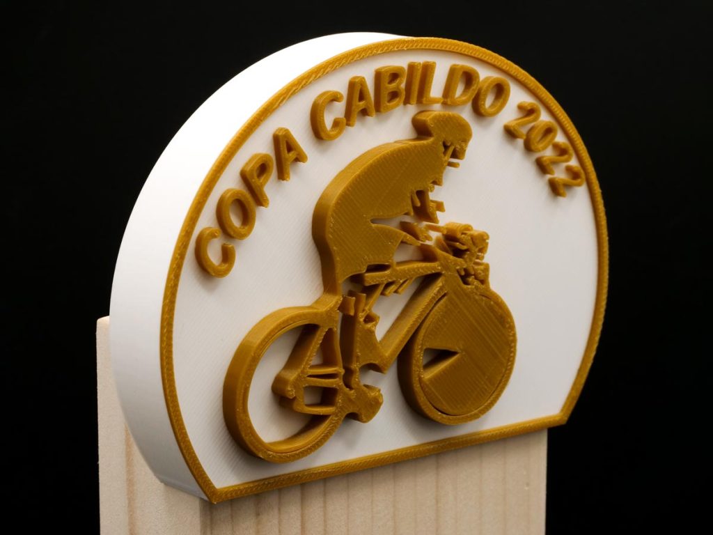 Custom Trophy Detail - M40 Cabildo Cup M40 Champion 2022