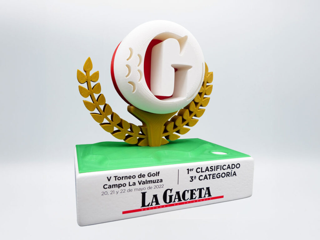 Custom Right Side Trophy - V Campo La Valmuza Golf Tournament