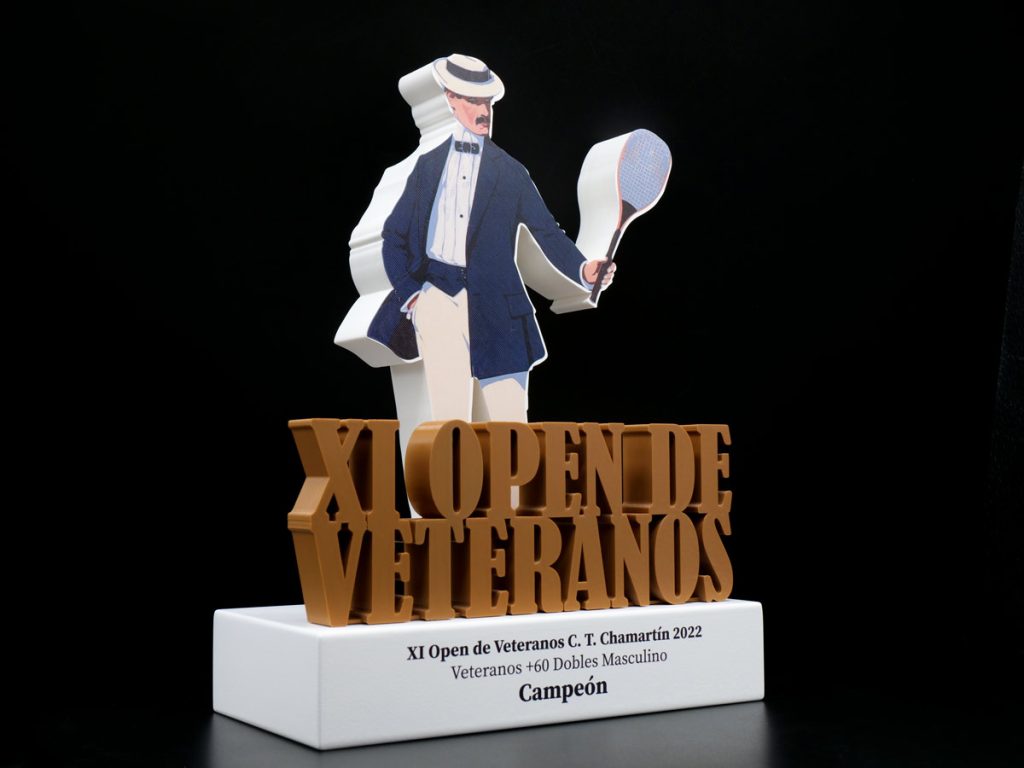 Custom Right Side Trophy - Champion of the XI Chamartín 2022 Veterans Open