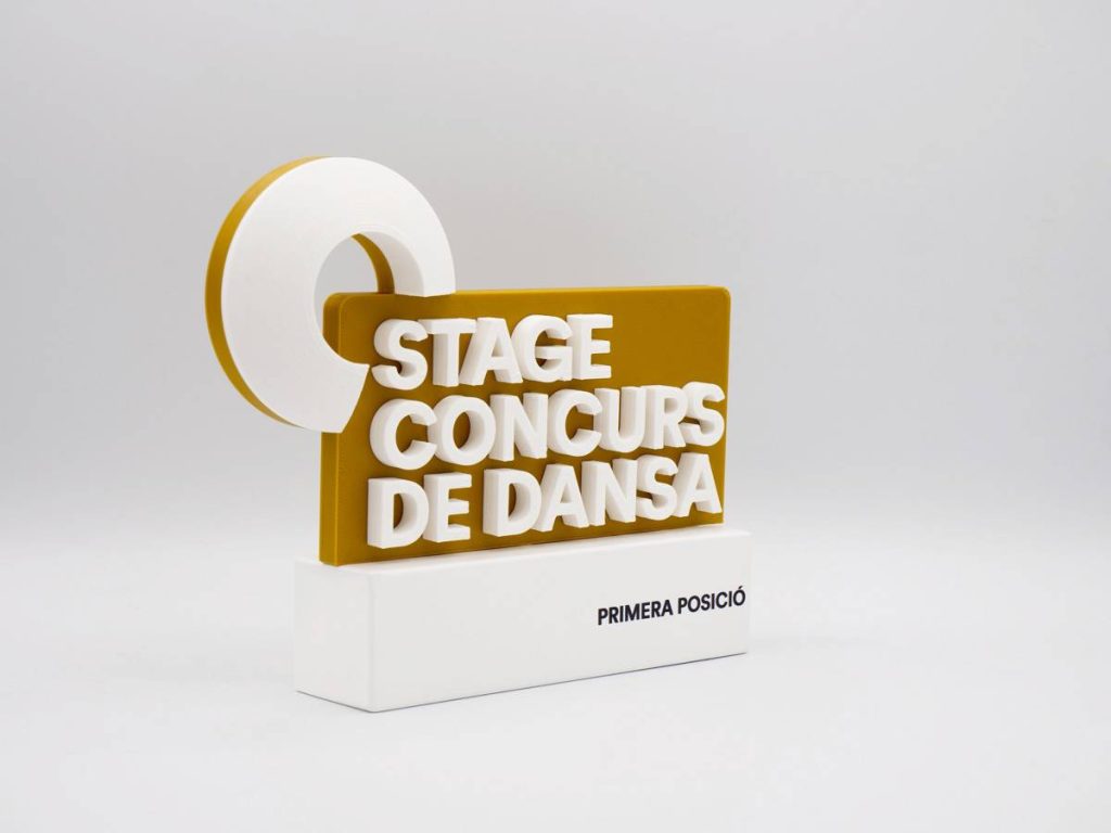 Custom Right Side Trophy - 1st Position Stage Concurs de Dansa