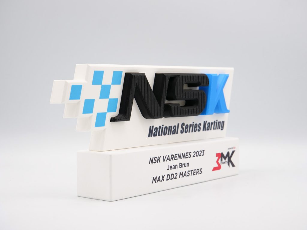 Custom Right Side Trophy - NSK Varennes driven by Events 3MK
