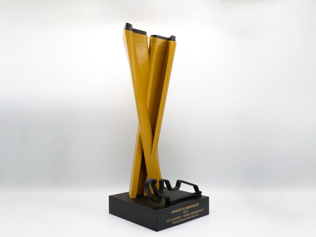 Custom Right Side Trophy - 1st Classified Teams Spanish F4 Championship