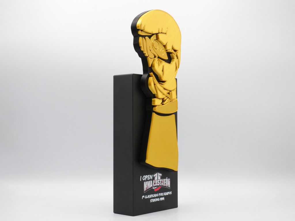 Custom Right Side Trophy - 1st Classified by Teams Striking MMA Castellón